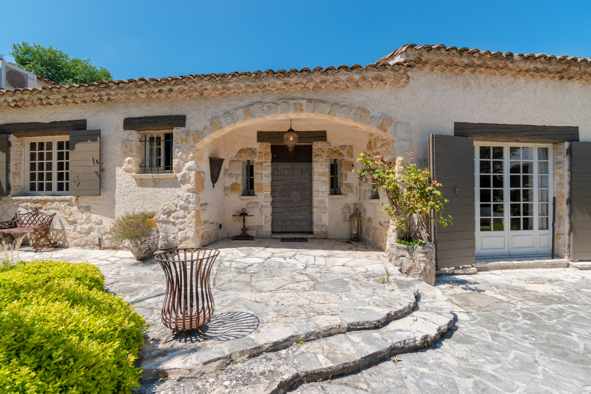 vente Belle villa provençale 240m2 La Colle sur Loup NOM_DE_L_AGENCE