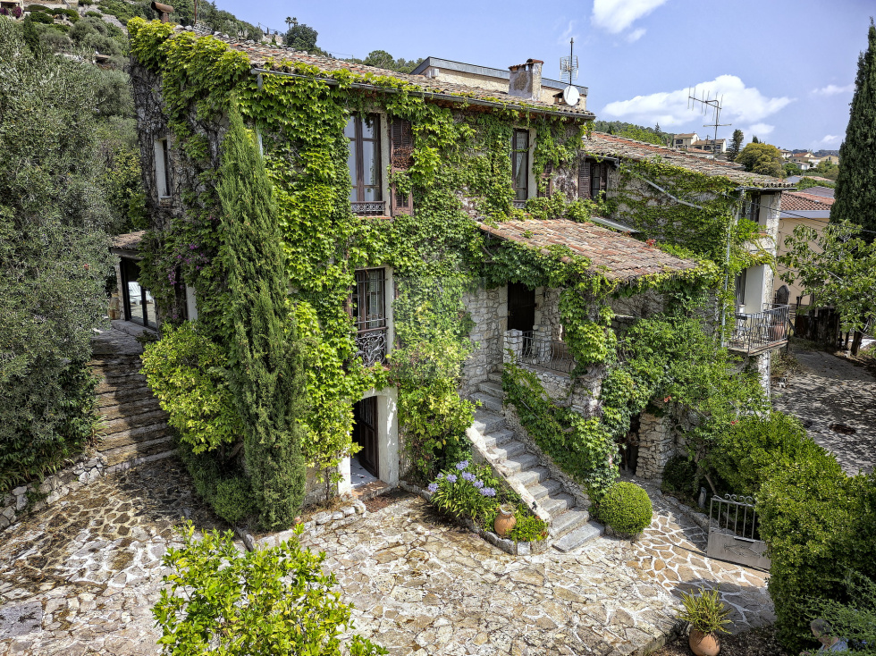 Vente Maison 180m² 9 Pièces à La Colle-sur-Loup (06480) - Saint-Paul Properties